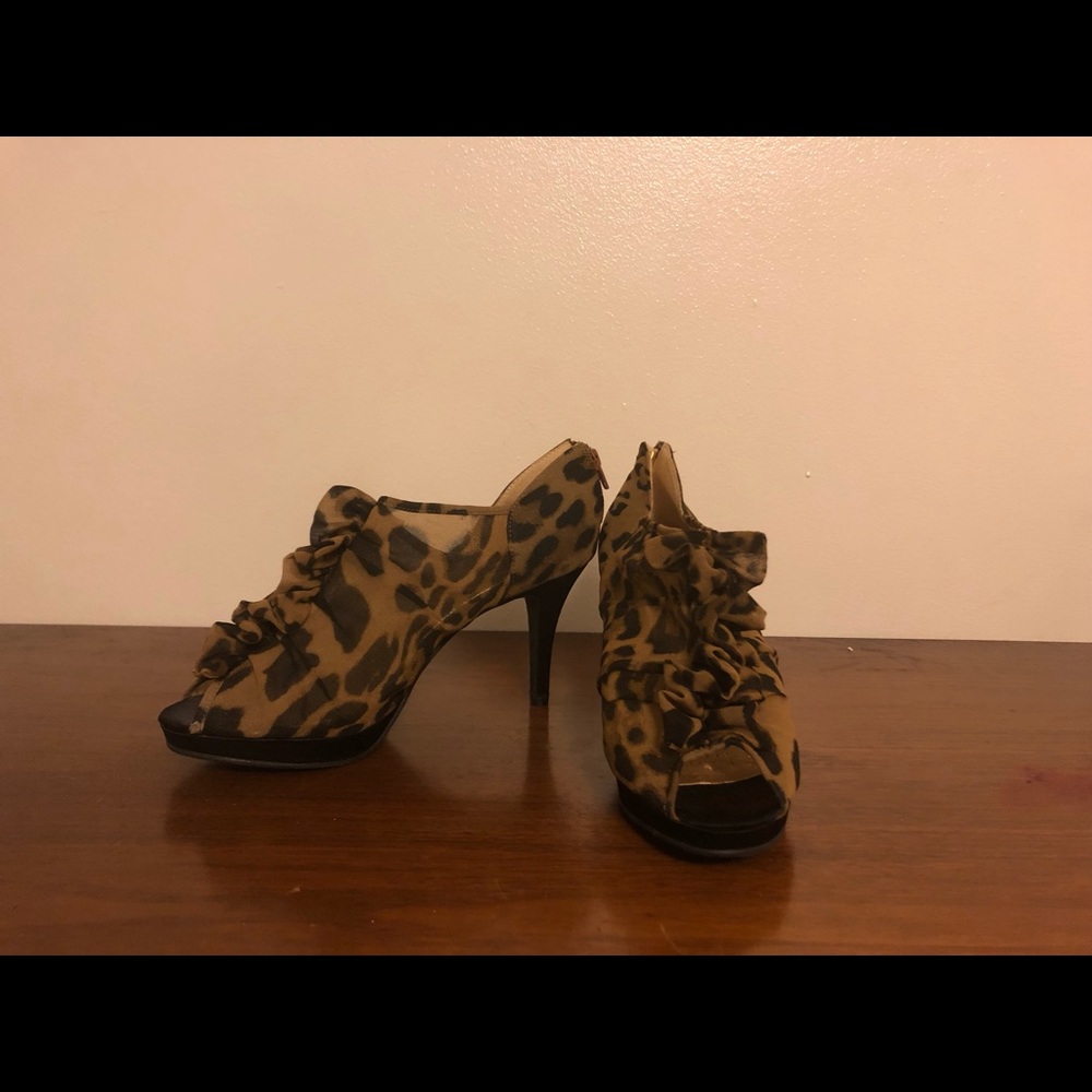 Open toe Leopard Heels